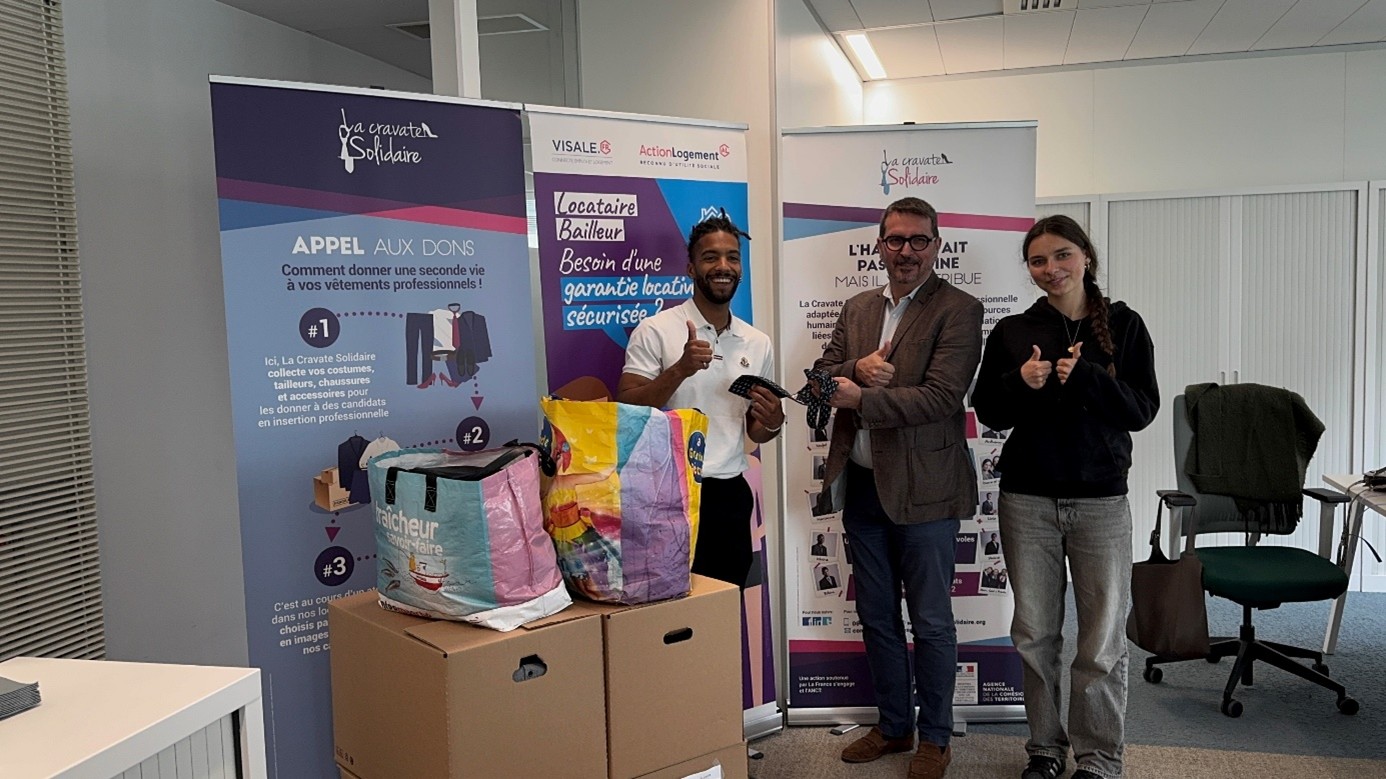 Image1 collecte cravate solidaire APAGL